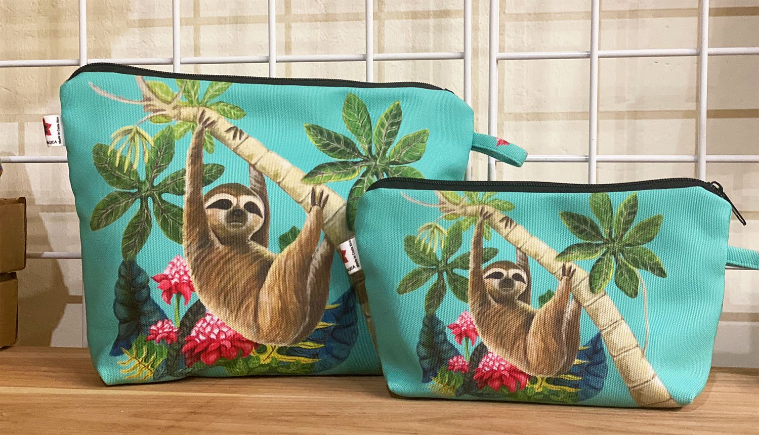 cosmetic-bags-sloth